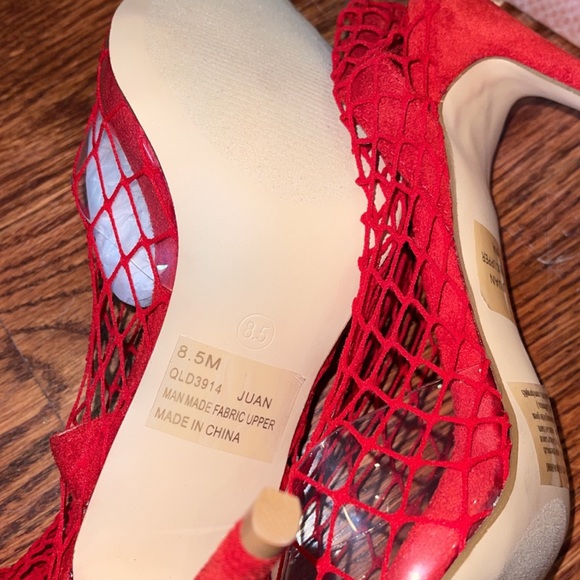 Brand new red ankle fishnet shoe - Picture 4 of 4